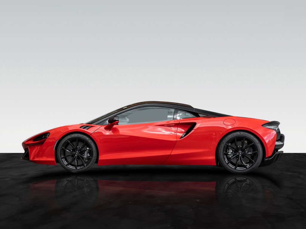McLaren Artura 2024