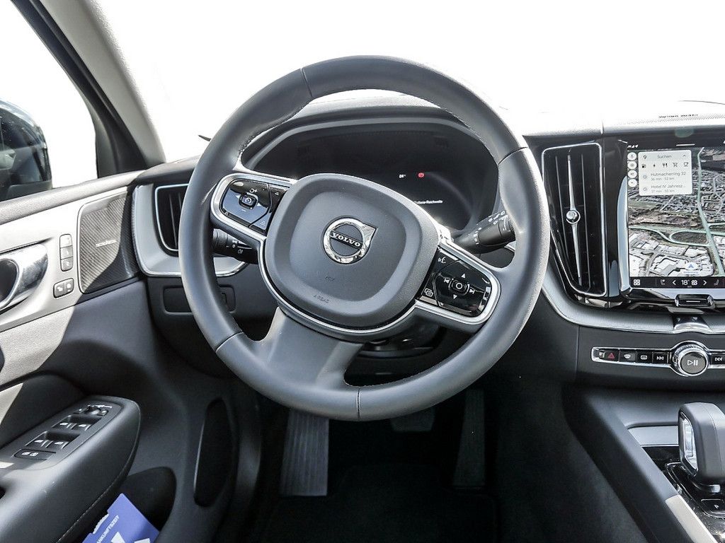 Volvo XC60 2025