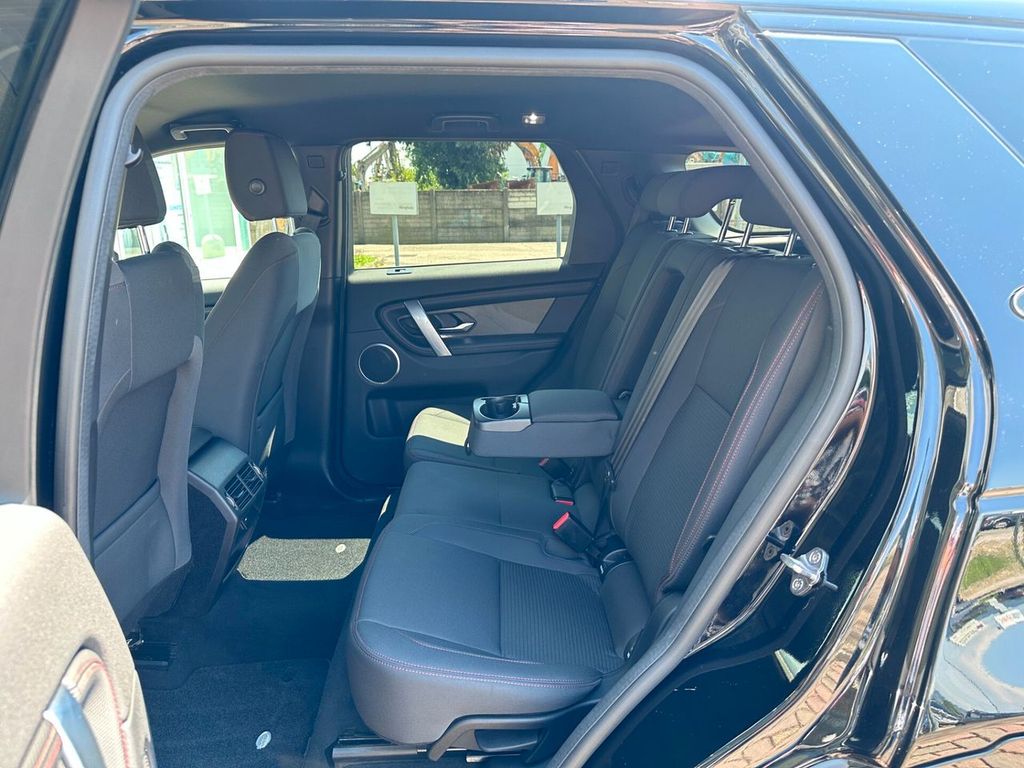 Land Rover Discovery Sport 2020