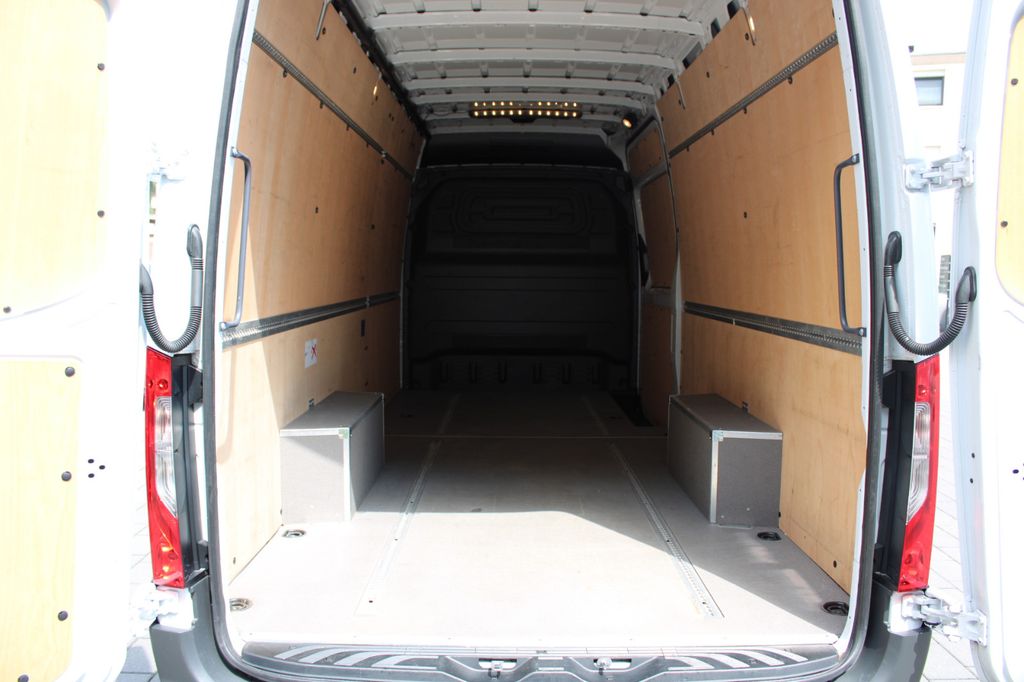 Mercedes-Benz Sprinter 2023