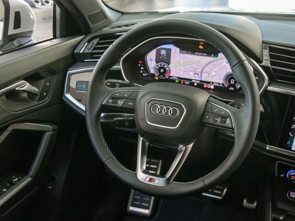 Audi Q3 2025