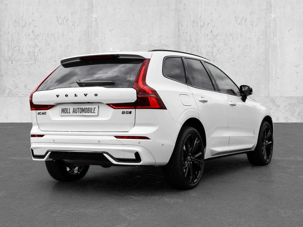 Volvo XC60 2025