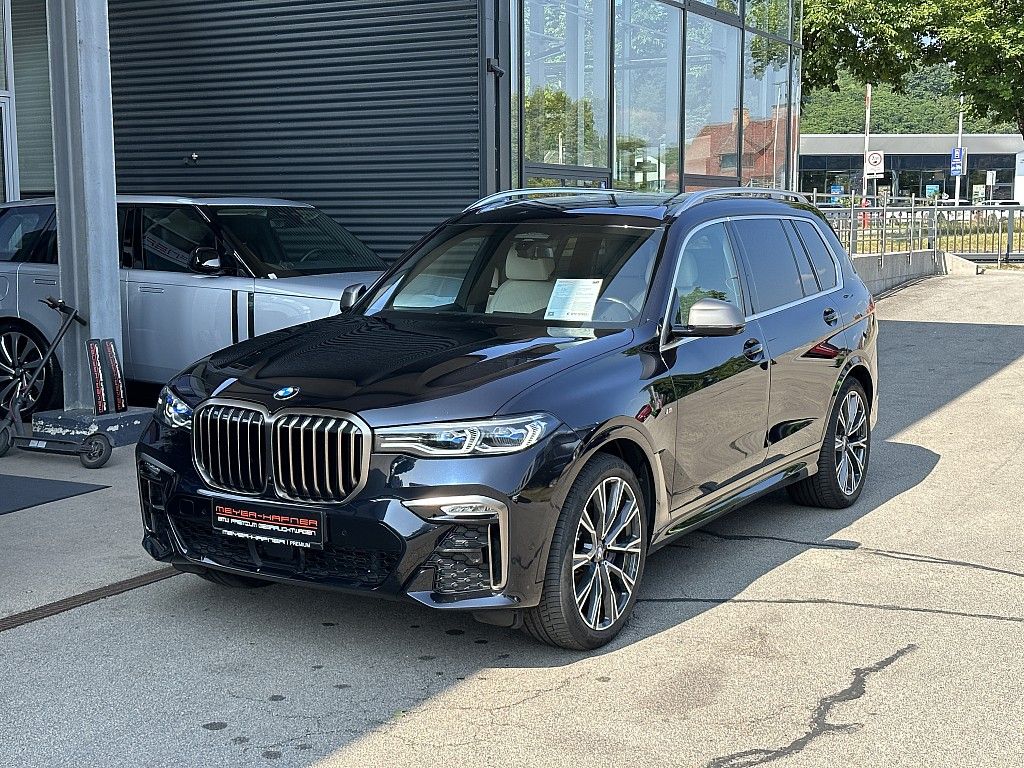 BMW X7 M50 2020