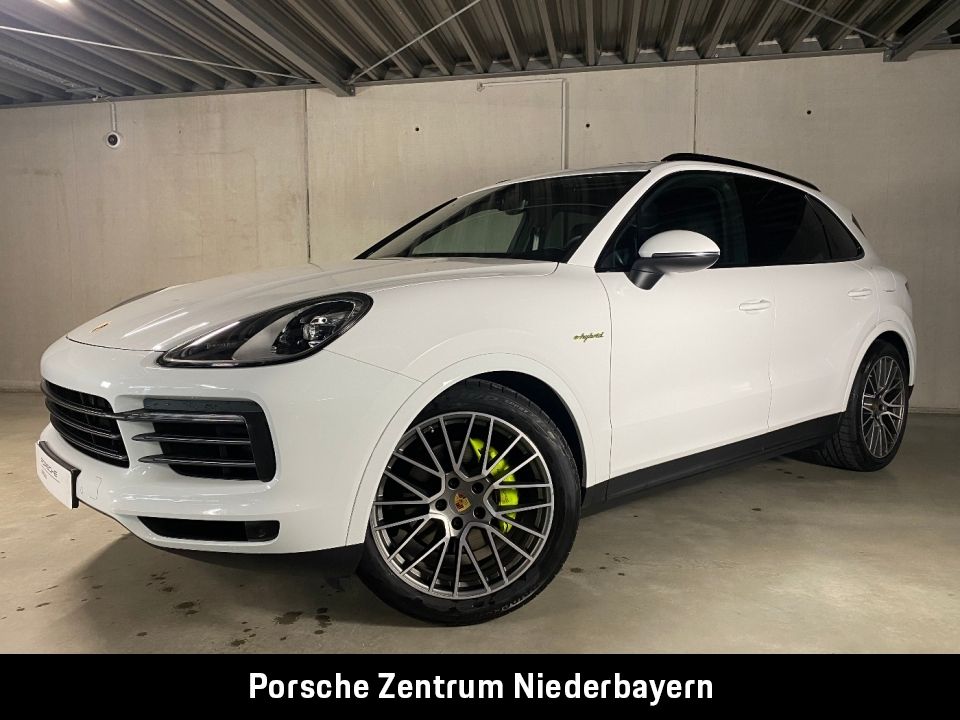 Porsche Cayenne 2022