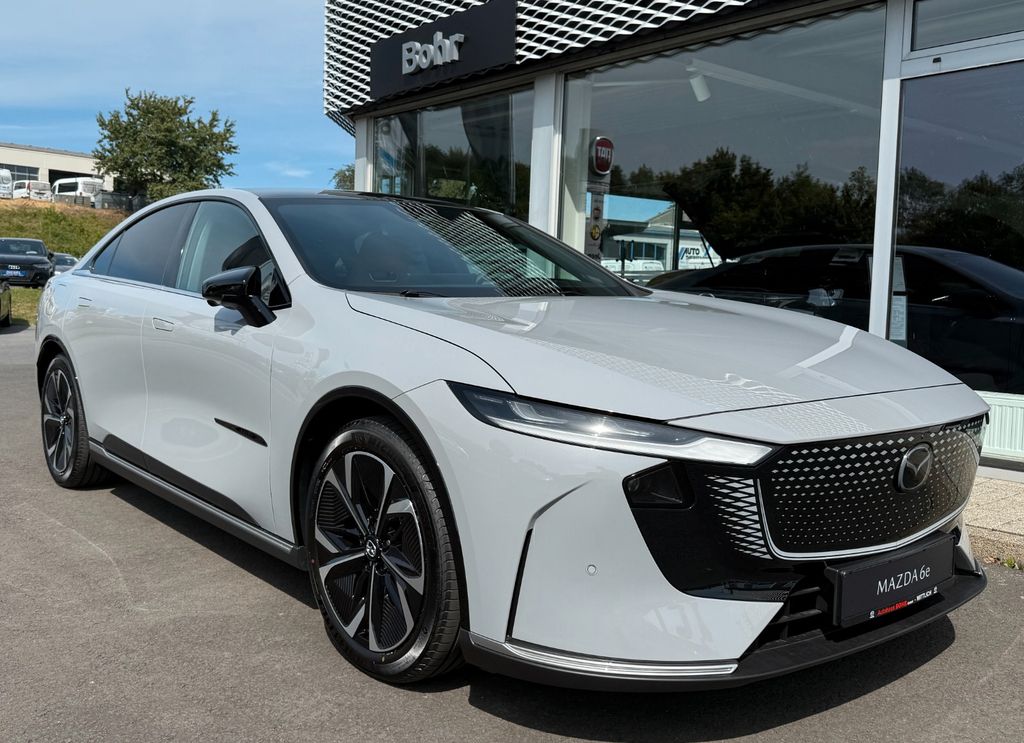 Mazda 6e 2025