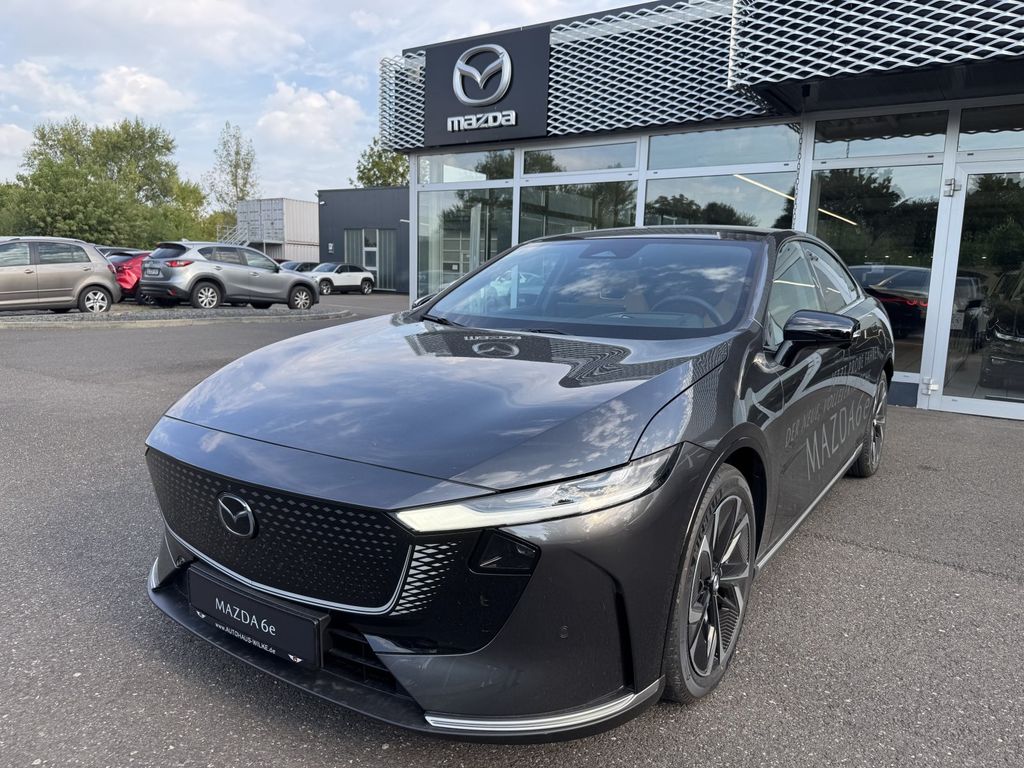 Mazda 6e 2025