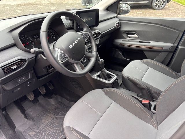 Dacia Sandero 2024