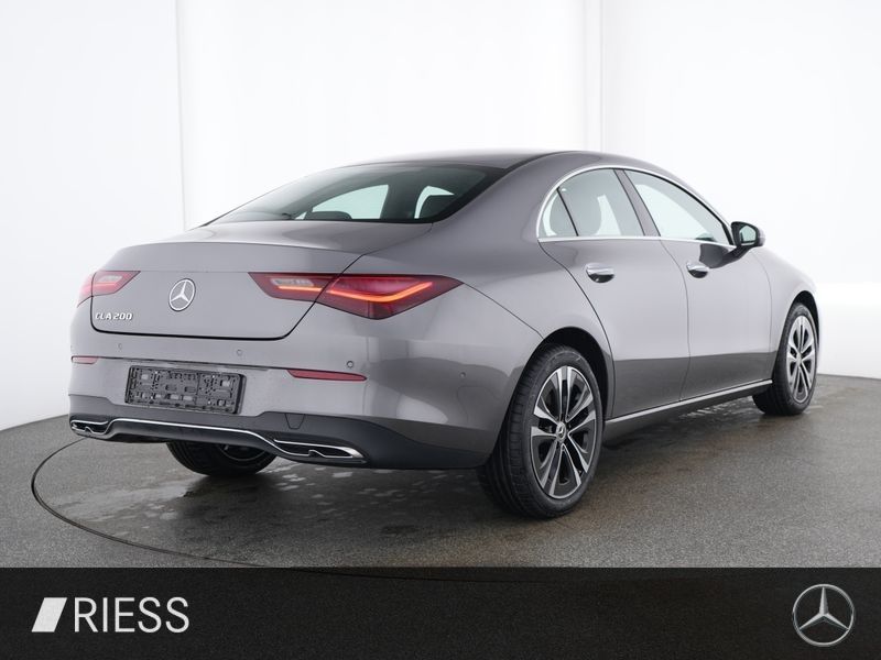 Mercedes-Benz CLA 200 2025