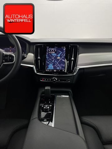 Volvo V90 Cross Country 2023