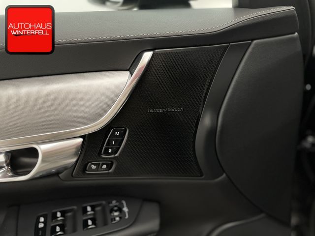Volvo V90 Cross Country 2023