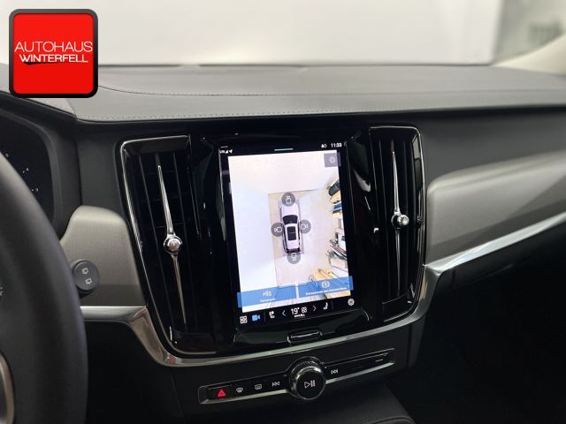 Volvo V90 Cross Country 2023