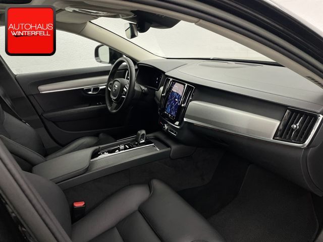 Volvo V90 Cross Country 2023