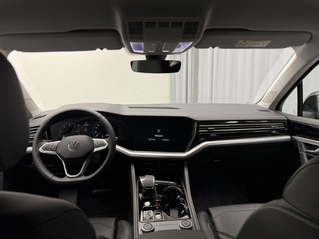 Volkswagen Touareg 2025