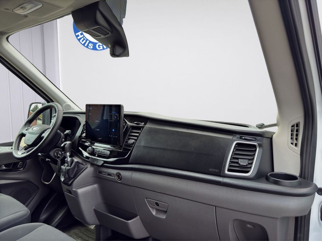 Ford Transit 2024