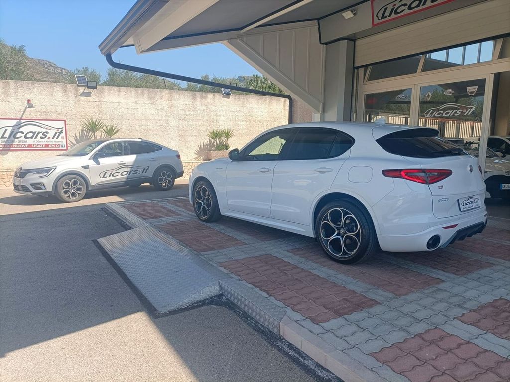 Alfa Romeo Stelvio 2022
