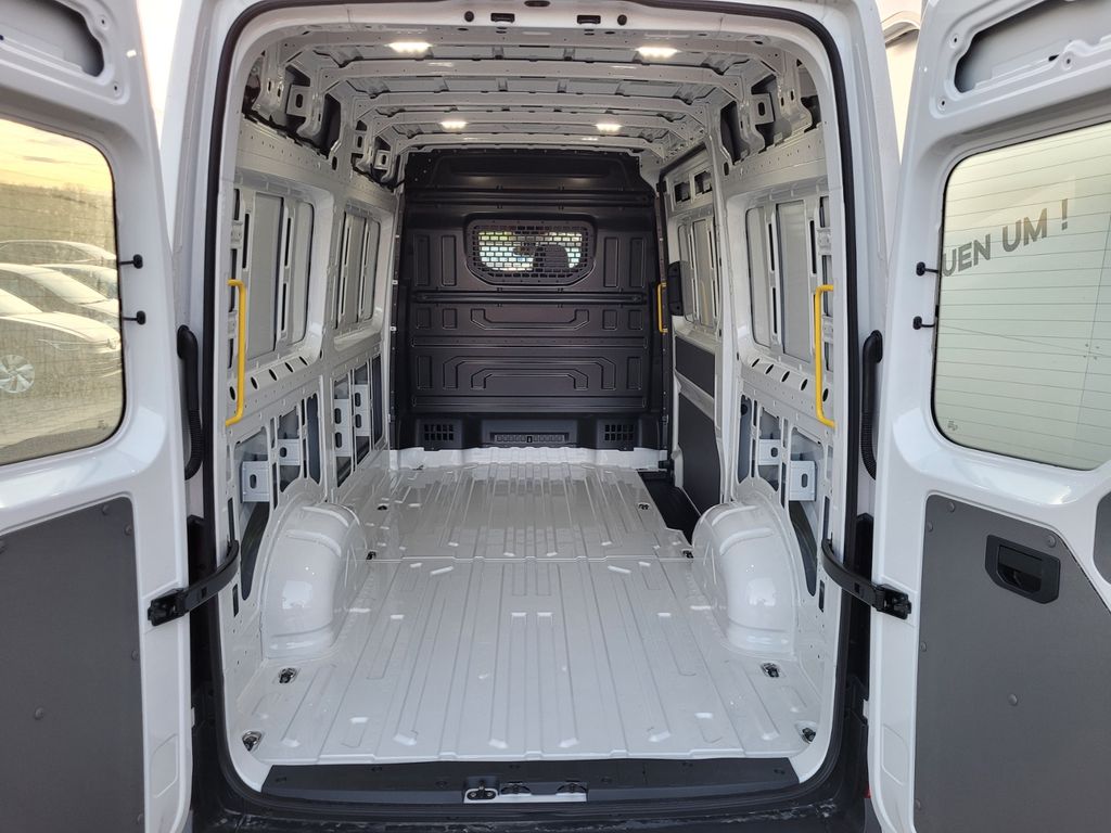 Volkswagen Crafter 2024