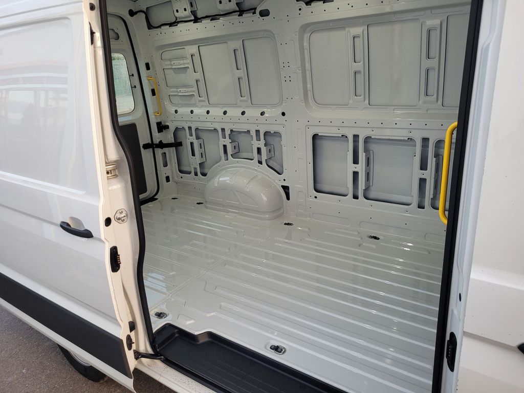 Volkswagen Crafter 2024