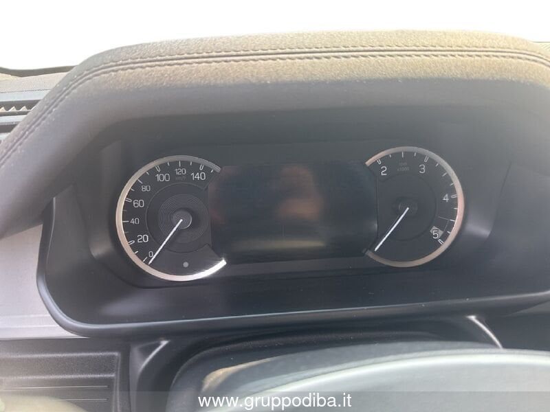 Land Rover Defender 2022