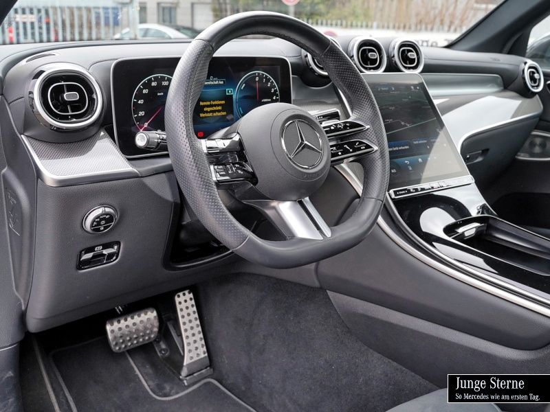 Mercedes-Benz GLC 300 2023