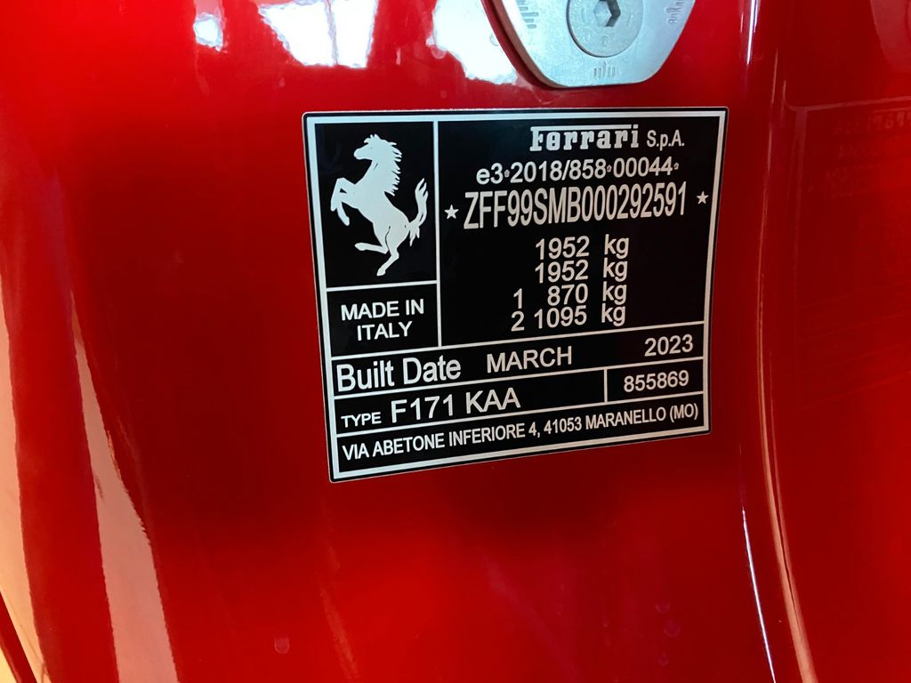 Ferrari 296 GTB 2023