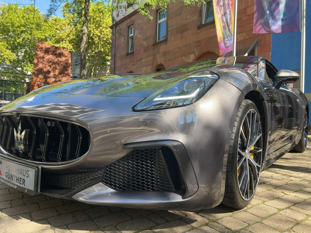 Maserati GranCabrio 2025