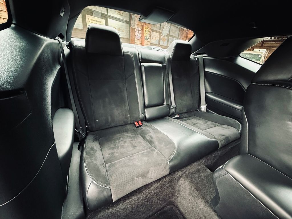 Dodge Challenger 2016