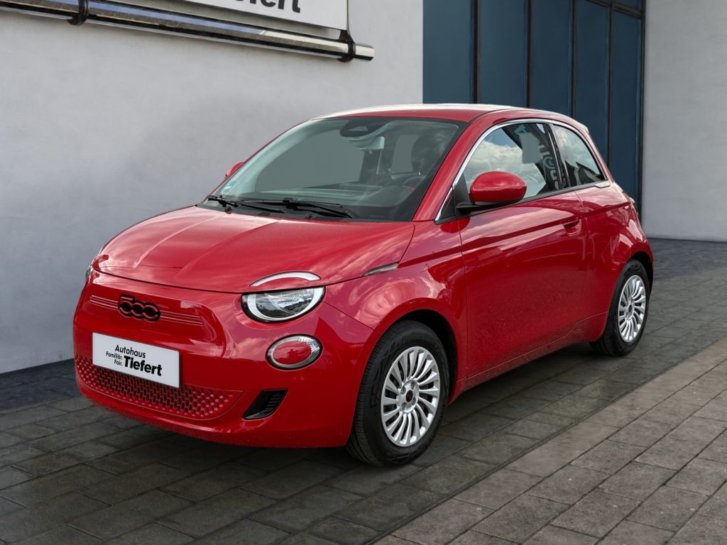 Fiat 500e 2023