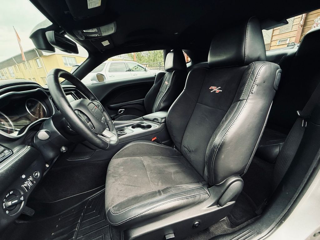 Dodge Challenger 2016