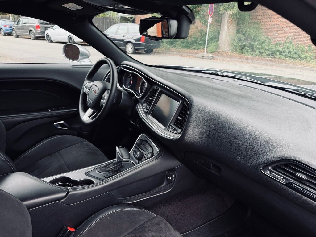 Dodge Challenger 2016