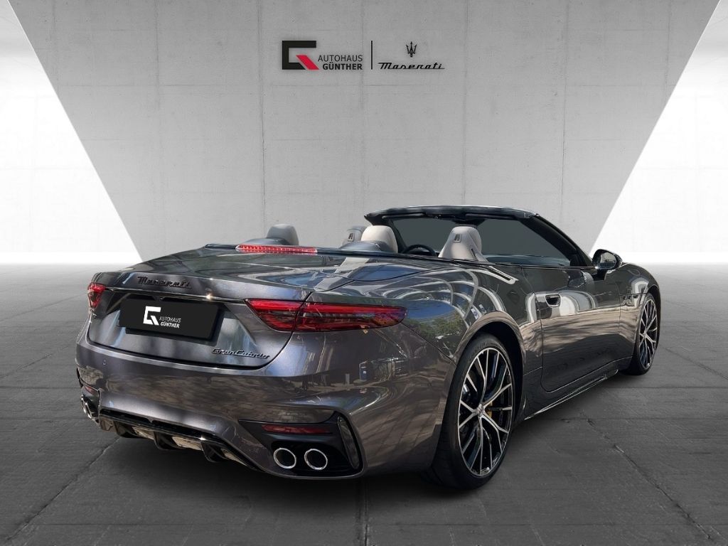 Maserati GranCabrio 2025