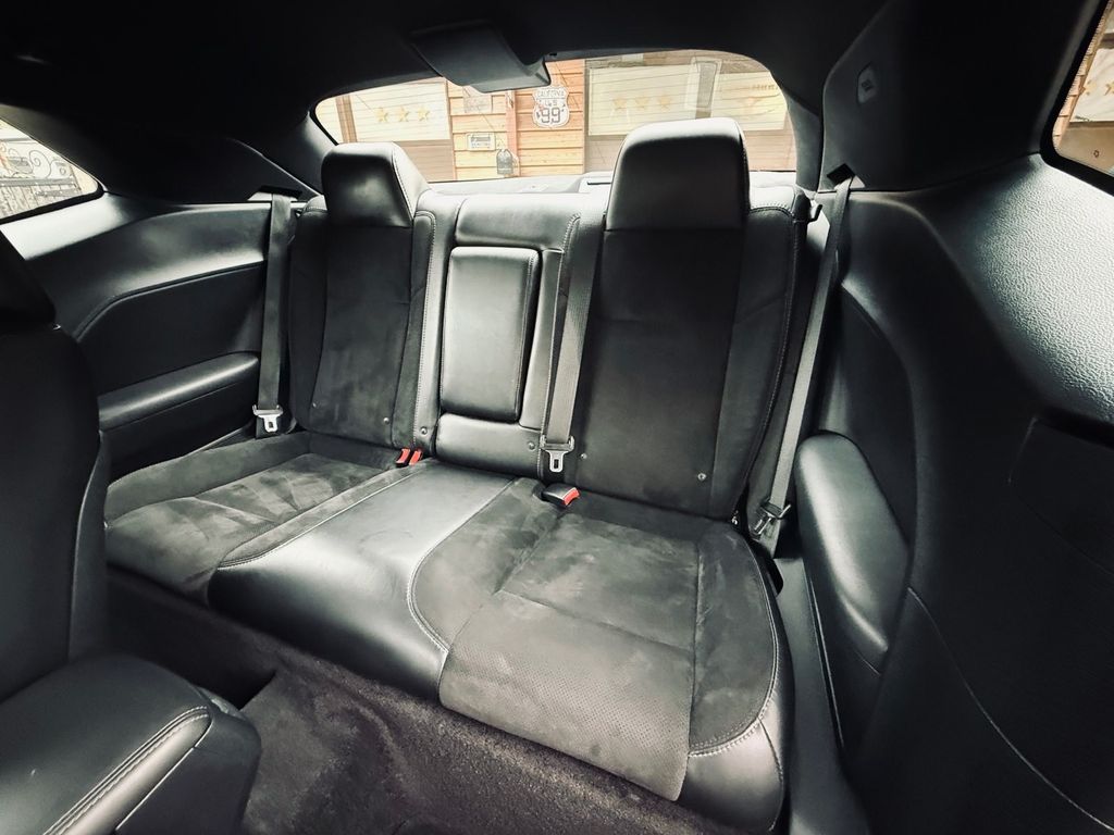 Dodge Challenger 2016