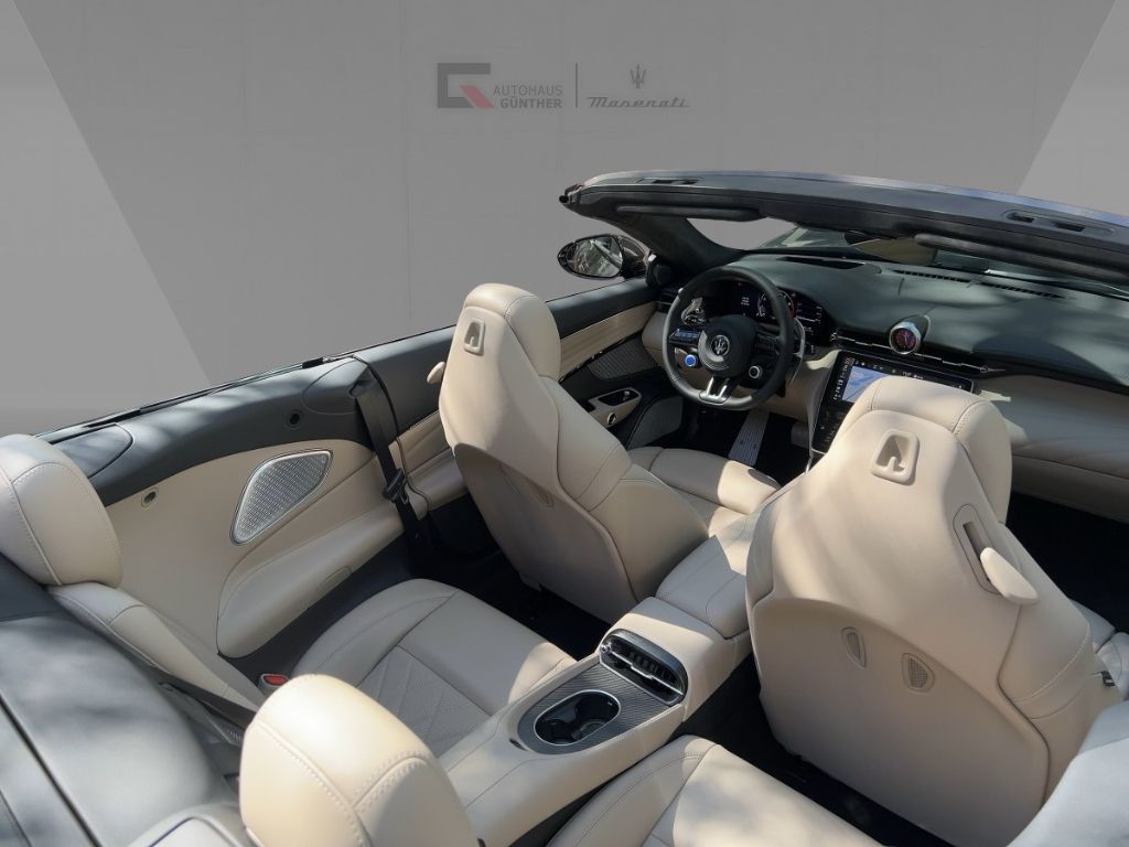 Maserati GranCabrio 2025