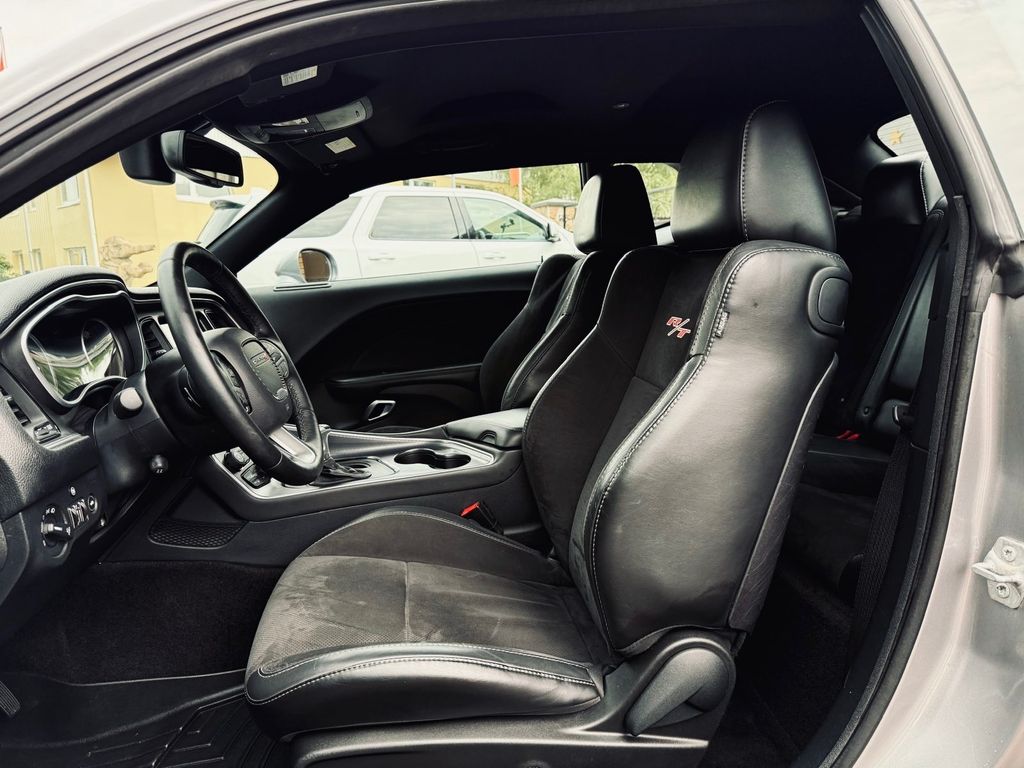 Dodge Challenger 2016