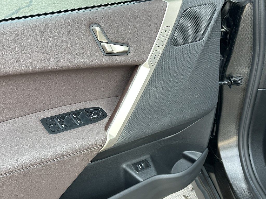 BMW iX 2021