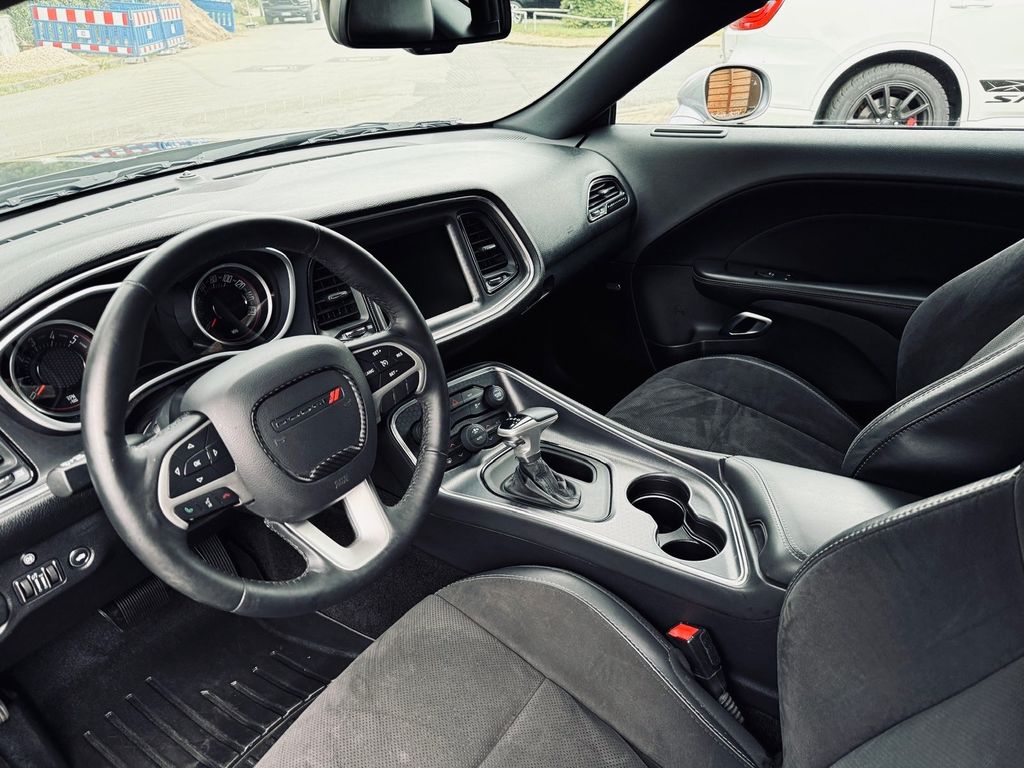 Dodge Challenger 2016