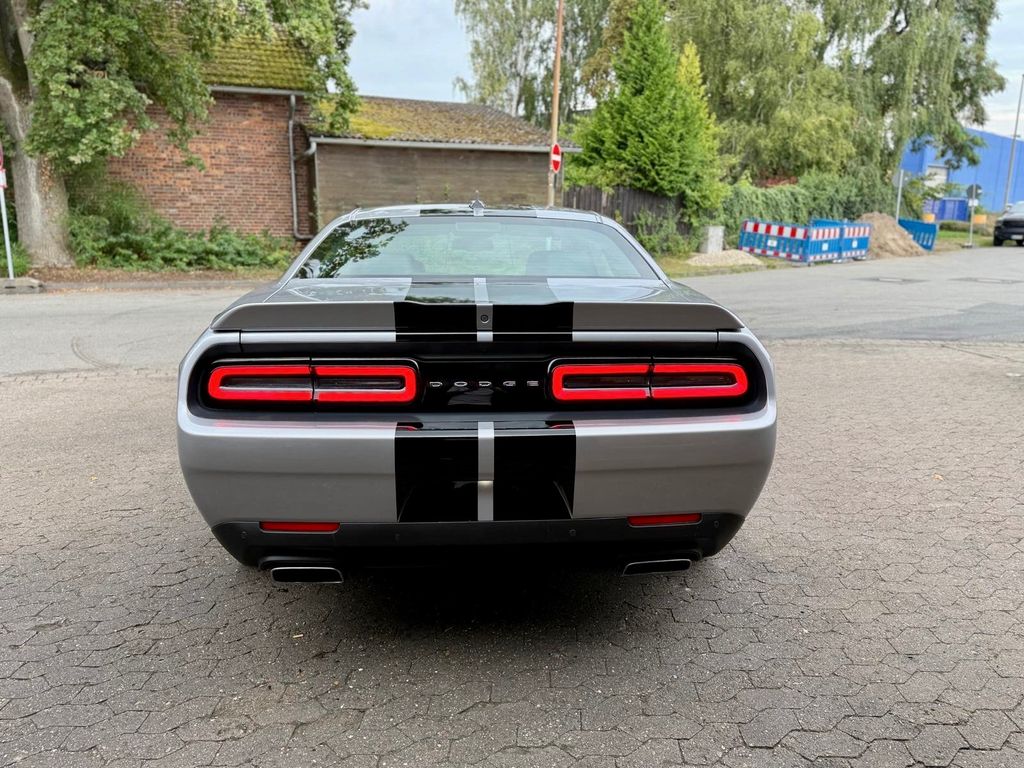 Dodge Challenger 2016