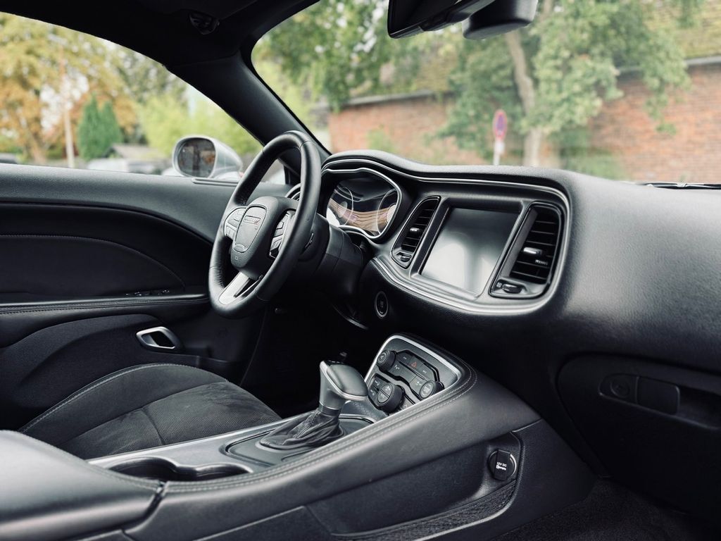 Dodge Challenger 2016