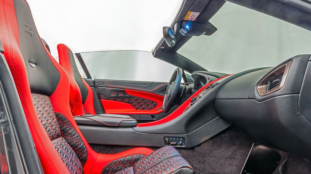 Aston Martin Vanquish 2018