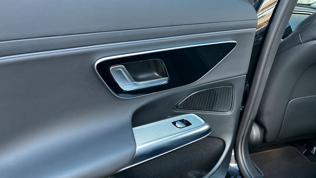 Mercedes-Benz E 300 2024