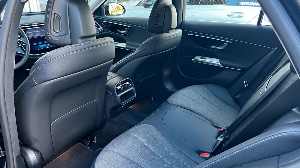 Mercedes-Benz E 300 2024