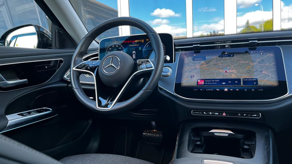 Mercedes-Benz E 300 2024