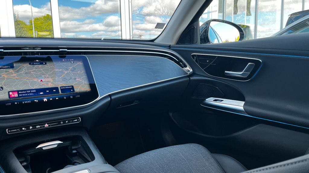 Mercedes-Benz E 300 2024