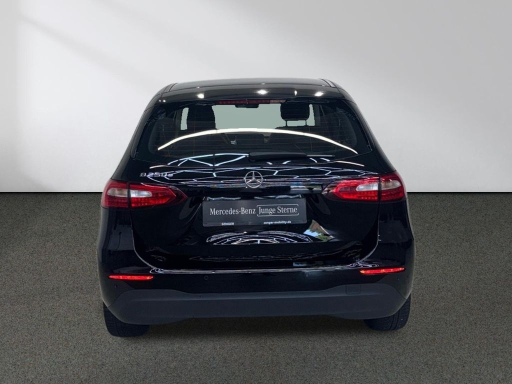 Mercedes-Benz B 250 2021