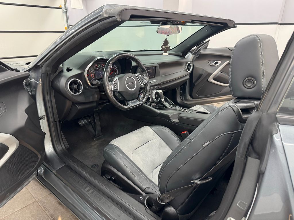 Chevrolet Camaro 2020