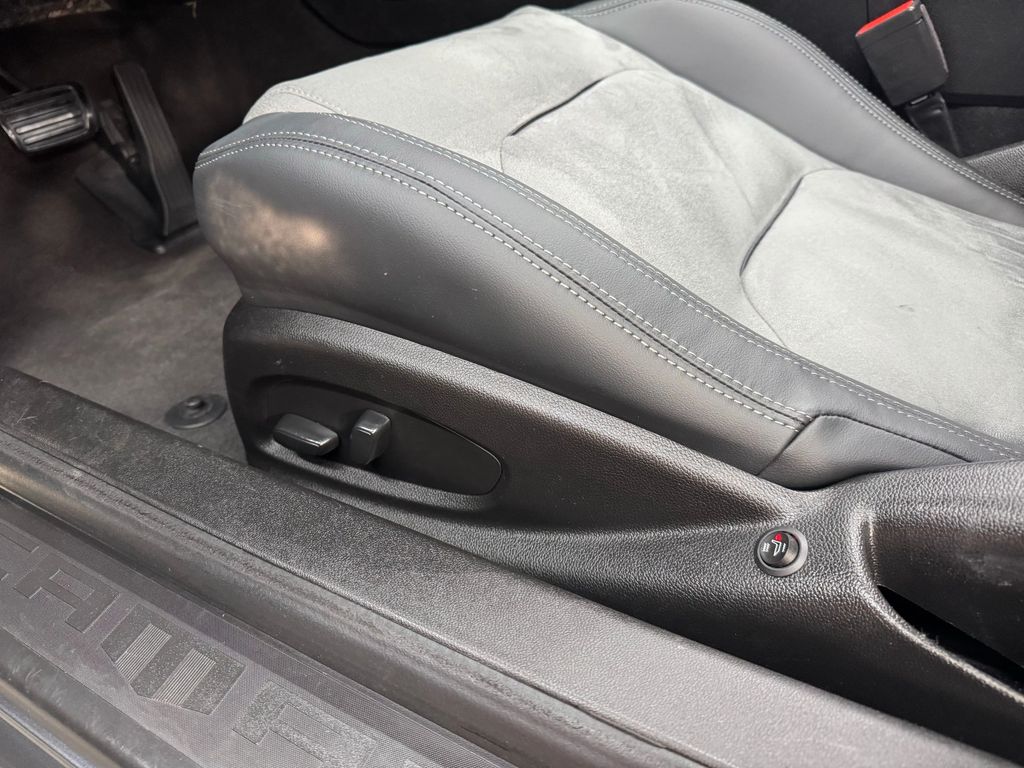 Chevrolet Camaro 2020