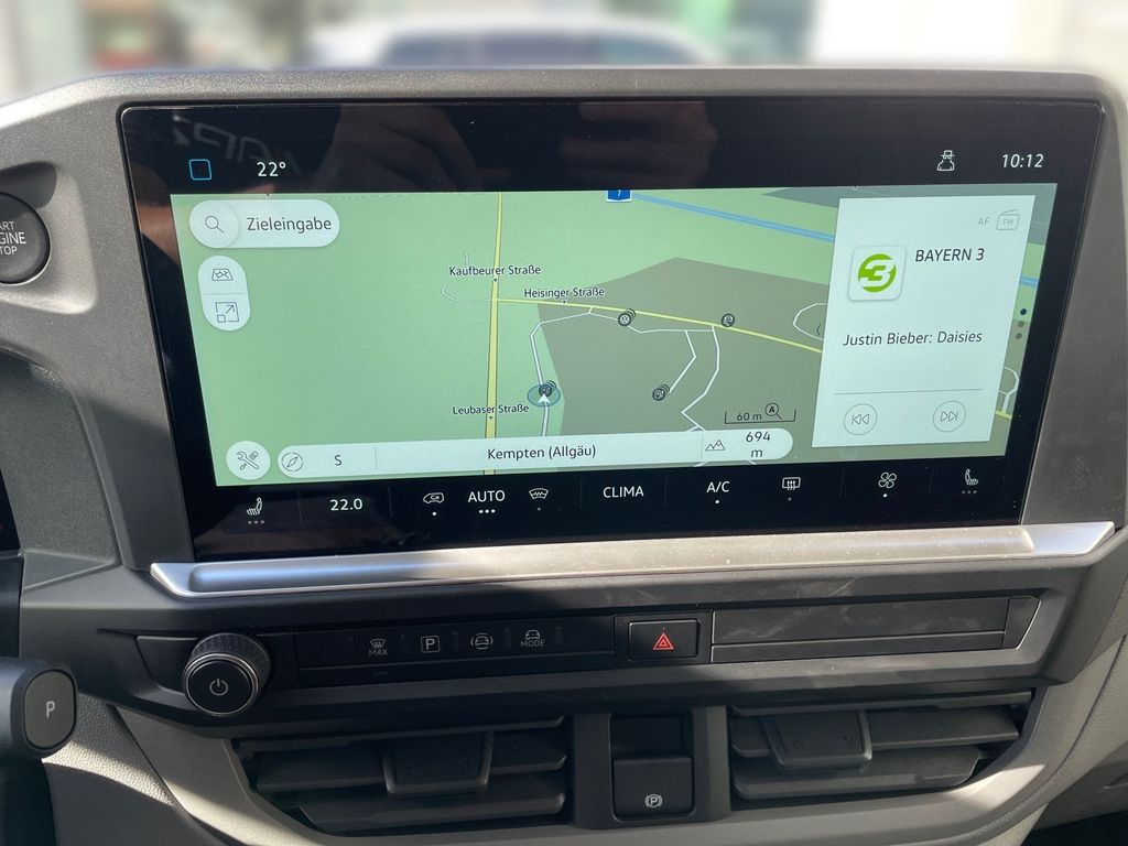 Volkswagen T7 Caravelle