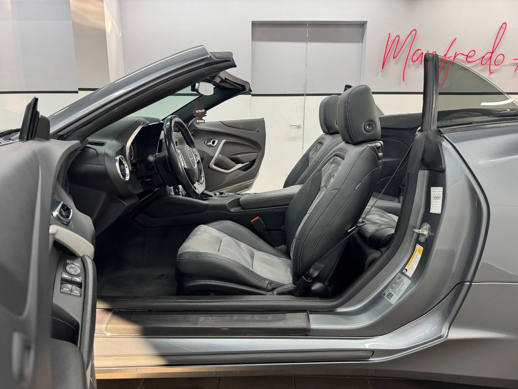 Chevrolet Camaro 2020