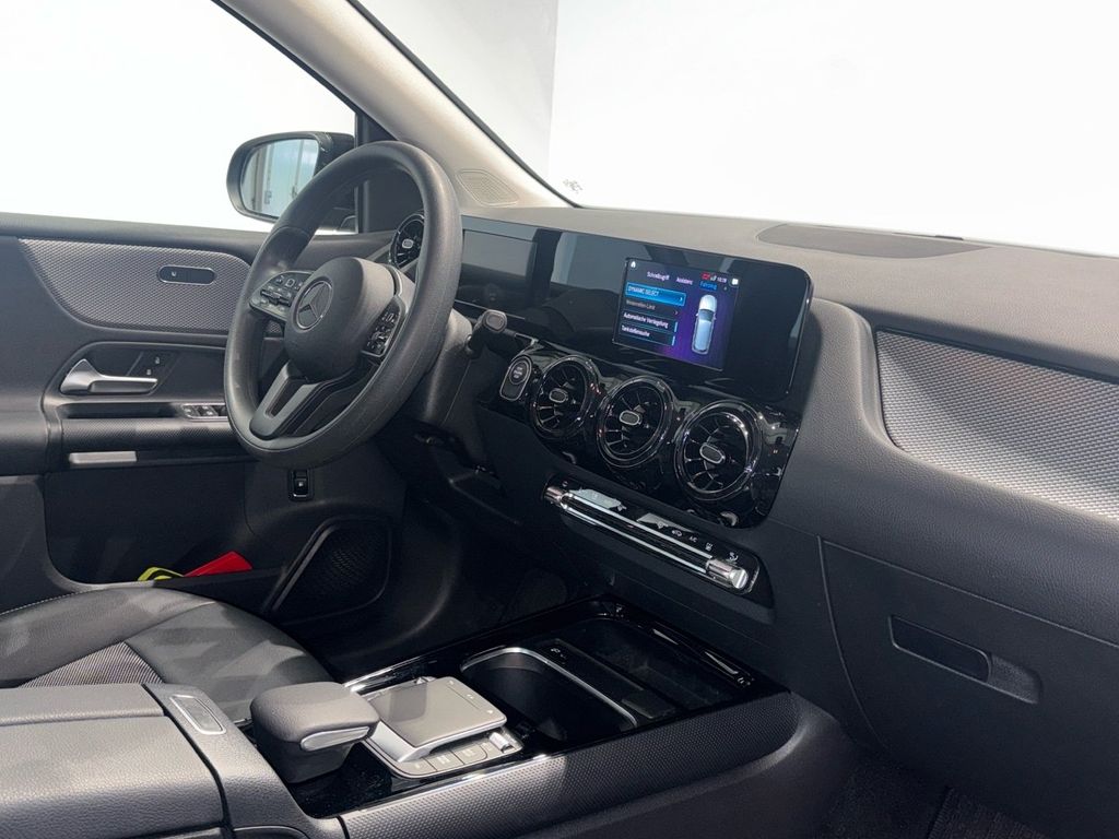 Mercedes-Benz B 250 2021