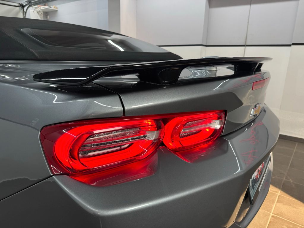 Chevrolet Camaro 2020