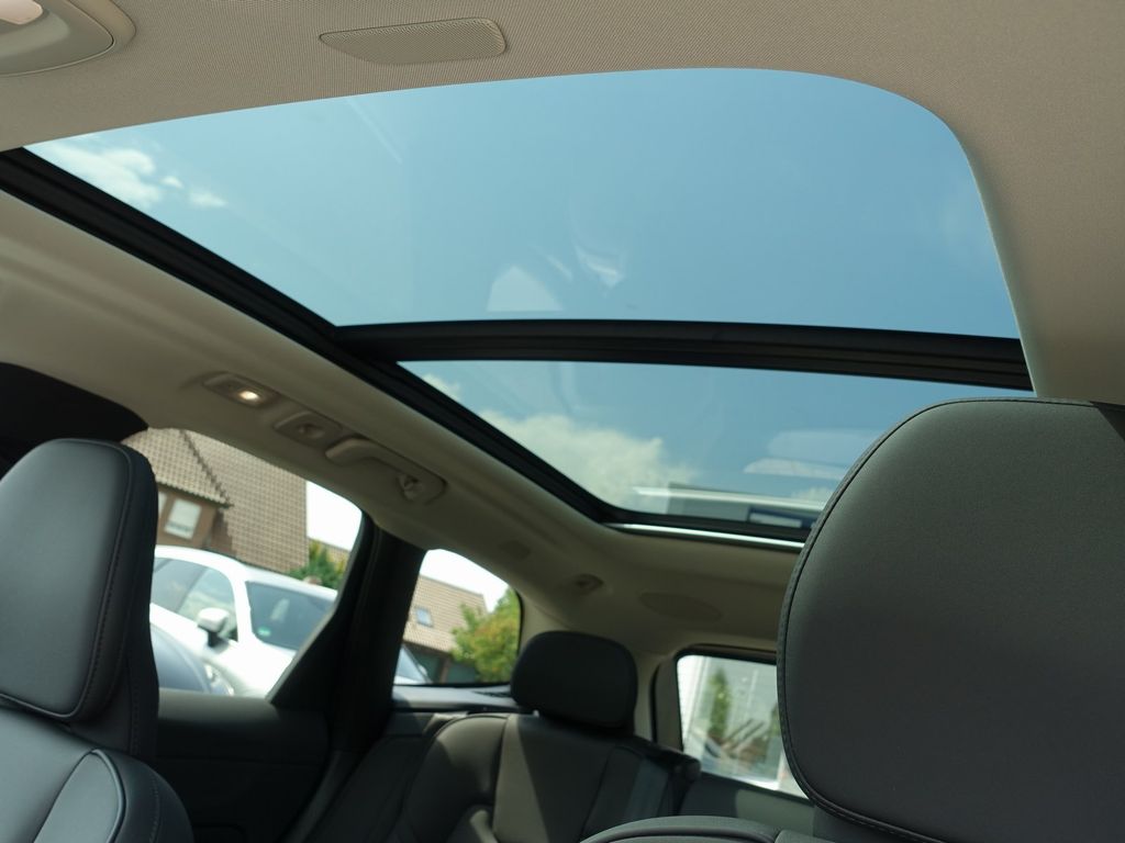 Volvo XC60 2025